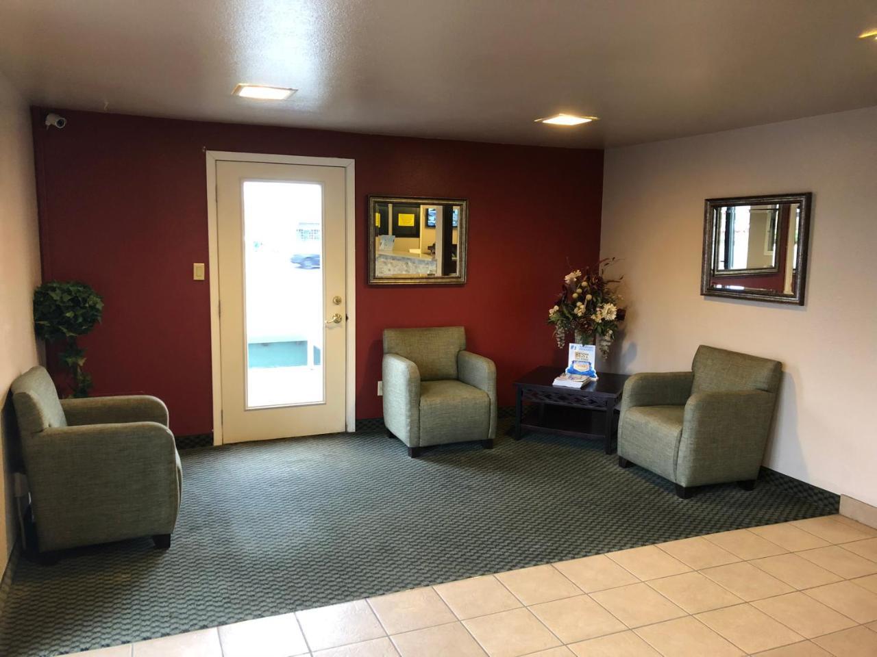 Super 8 By Wyndham Coeur D'Alene Motel Dış mekan fotoğraf